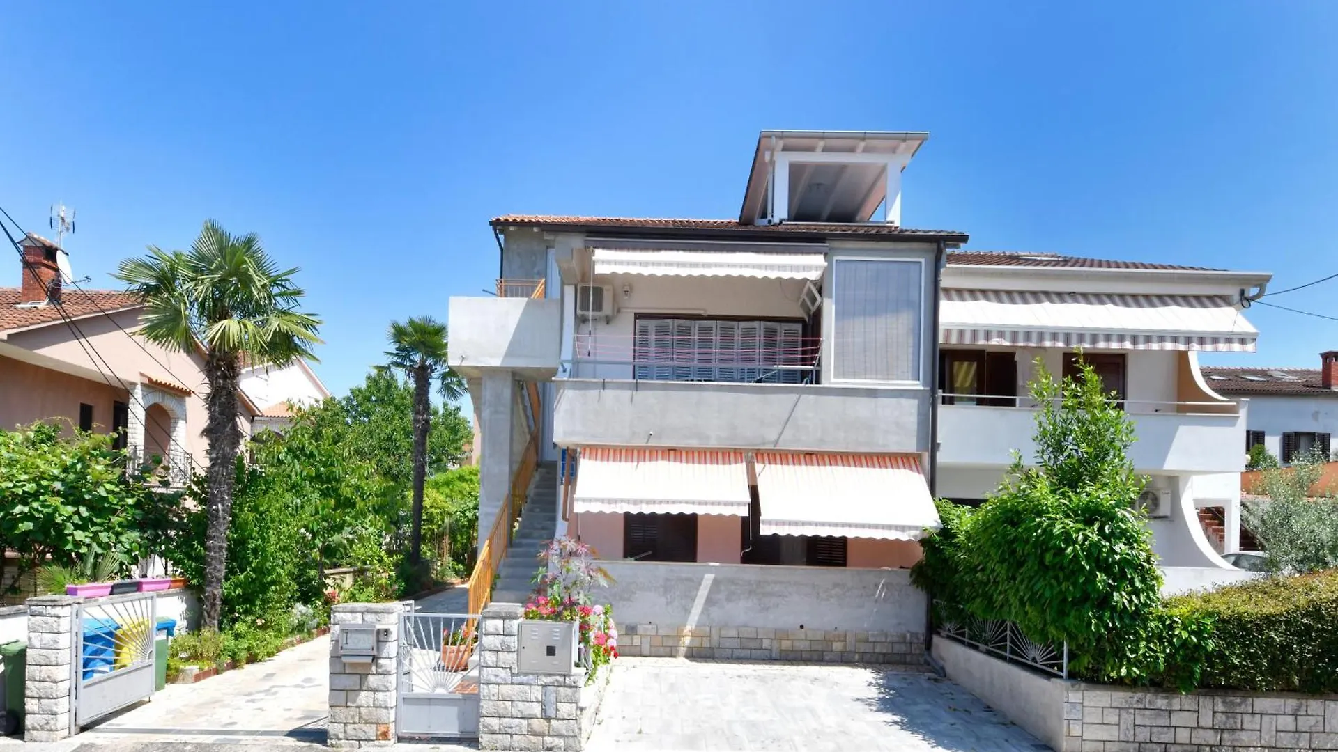 New Bibaj Apartaments - 350M Strand, Beach, Spiaggia ポレッチ アパート