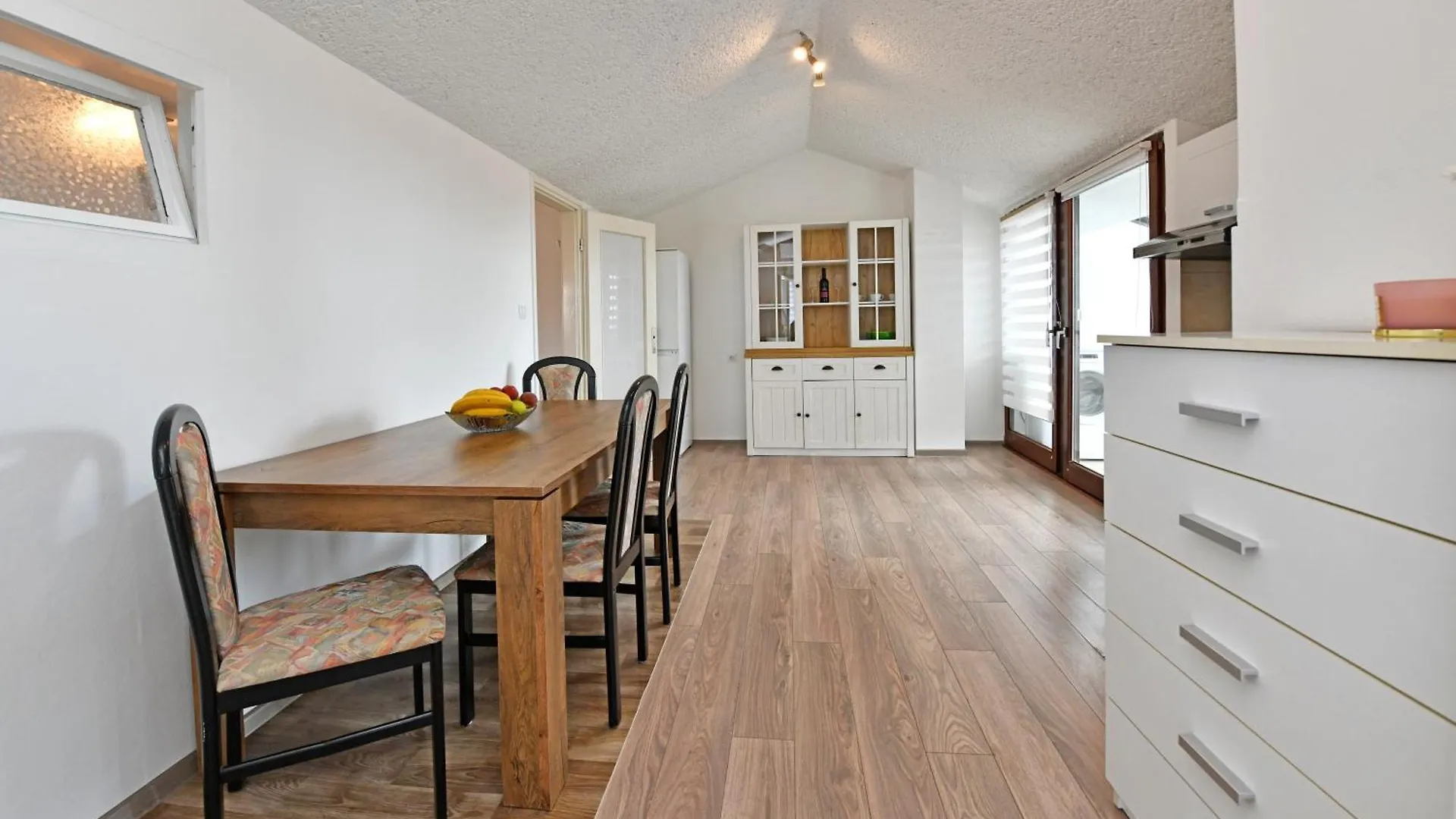 New Bibaj Apartaments - 350M Strand, Beach, Spiaggia ポレッチ