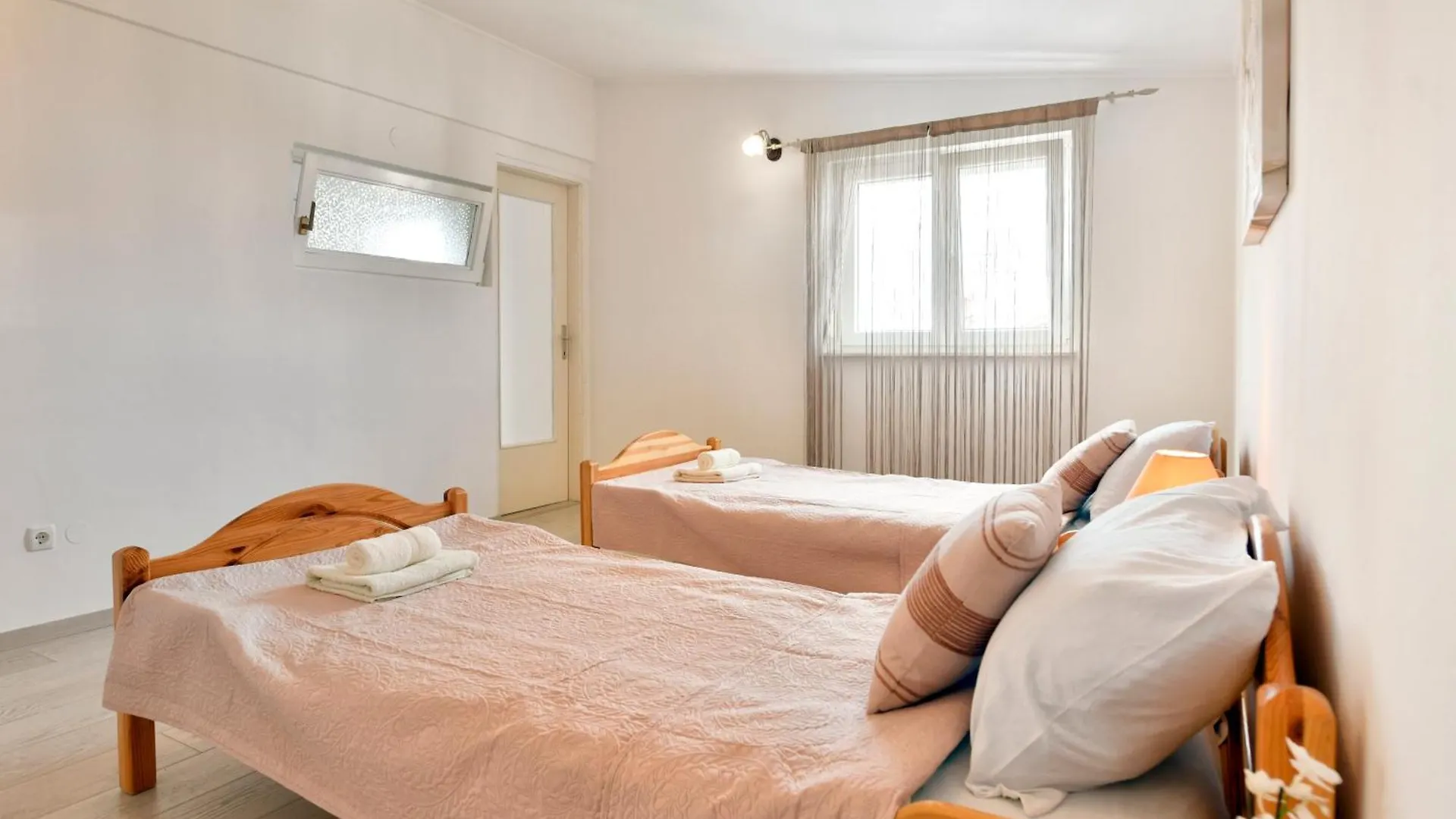 New Bibaj Apartaments - 350M Strand, Beach, Spiaggia ポレッチ アパート